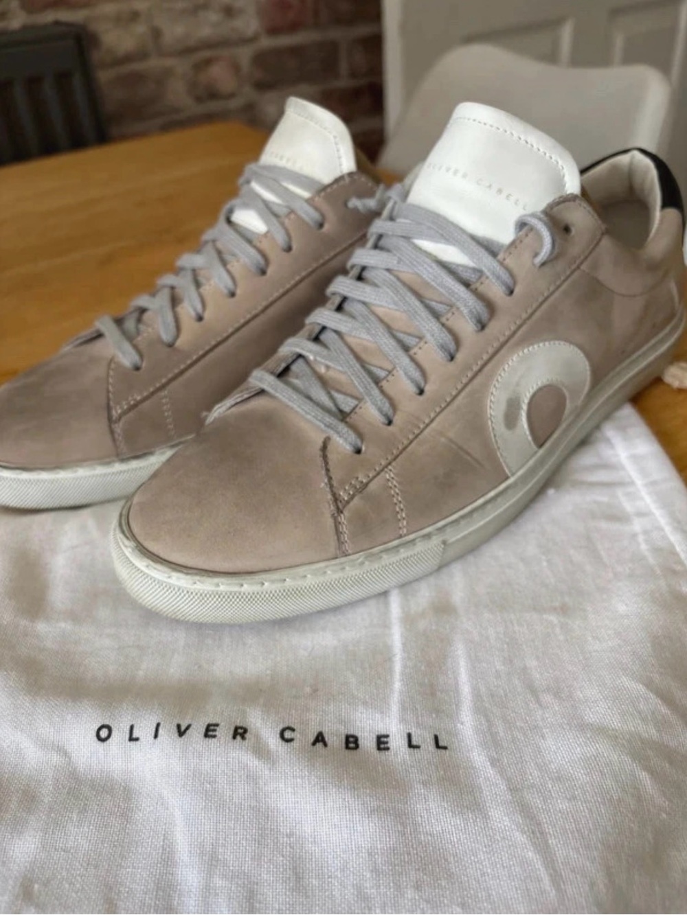 Oliver Cabell Men’s Taupe and White Low-Top Sneakers